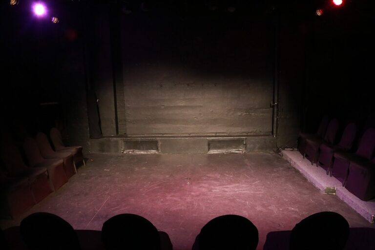 Kelapa Muda (Kinderen van de Molukken) — theater in Nijverdal